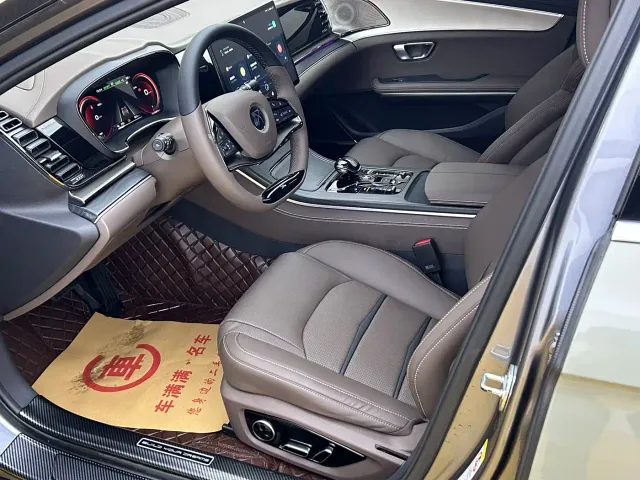 BYD Han — Фото автомобиля 3