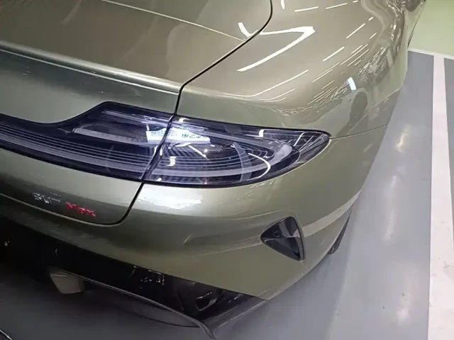 Xiaomi SU7 — Фото автомобиля 23