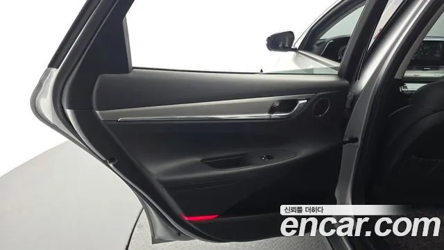 Hyundai Grandeur Новый Grandeur IG 3.0 LPi (Такси) — Фото автомобиля 25