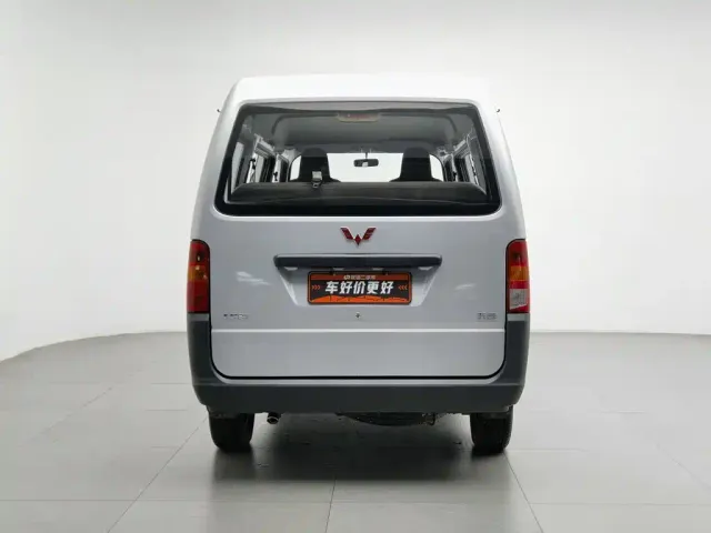 Wuling Motors Wuling Zhiguang 2020 1.2L Utility China VI LSI — Фото автомобиля 4