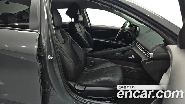 Hyundai Avante CN7 — Фото автомобиля 15
