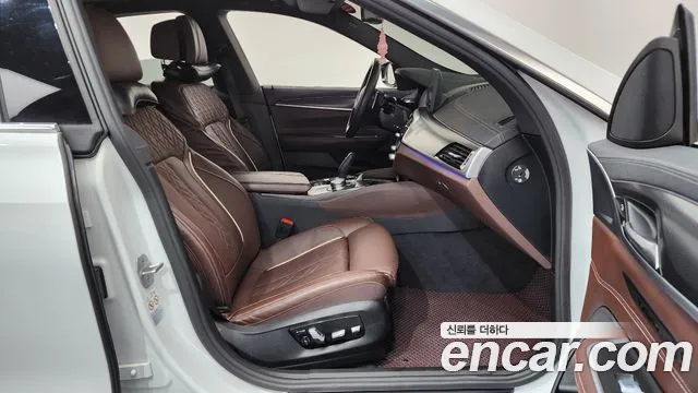 BMW Gran Turismo — Фото автомобиля 11