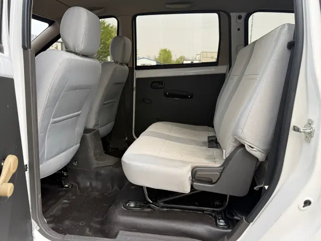 Wuling Hongguang — Фото автомобиля 6