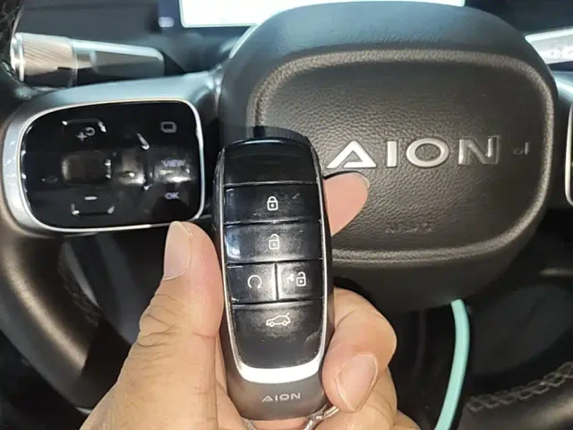 GAC Aion Y — Фото автомобиля 8