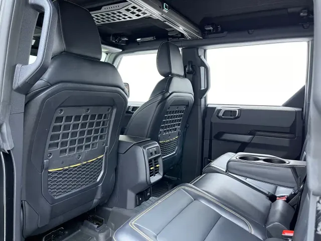 Ford Bronco — Фото автомобиля 9