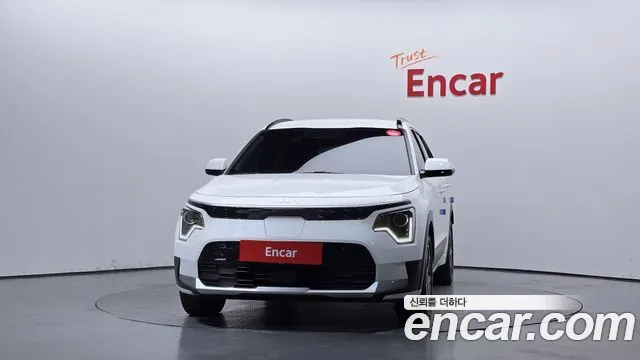 Kia Niro — Фото автомобиля 3