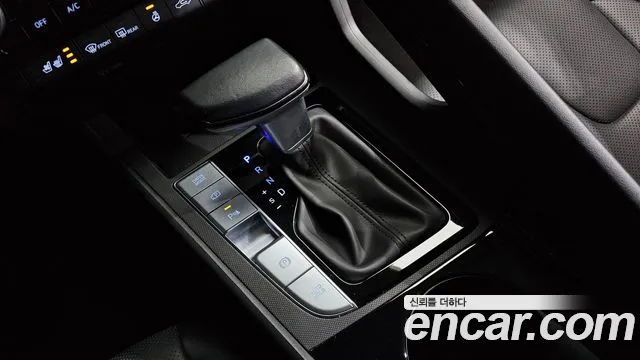 Hyundai AVANTE Inspiration — Фото автомобиля 9