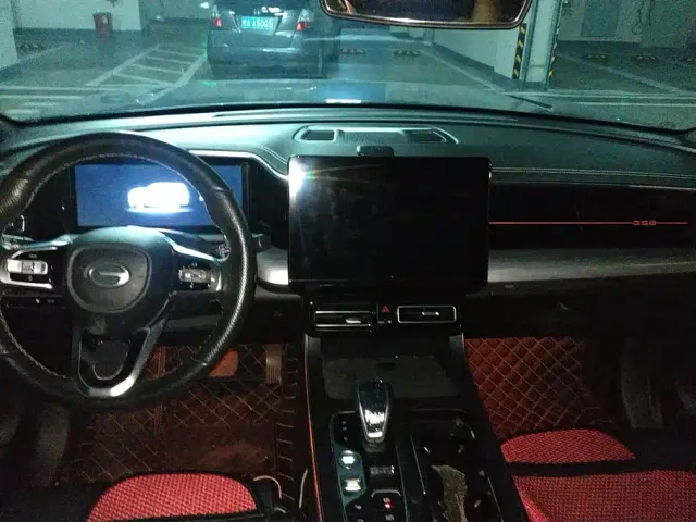 GAC Trumpchi GS8 — Фото автомобиля 13