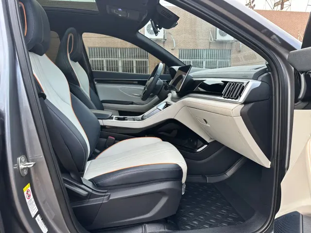 BYD Song PLUS — Фото автомобиля 12