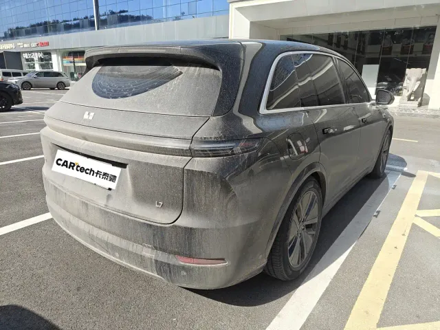 Li Auto L7 — Фото автомобиля 3