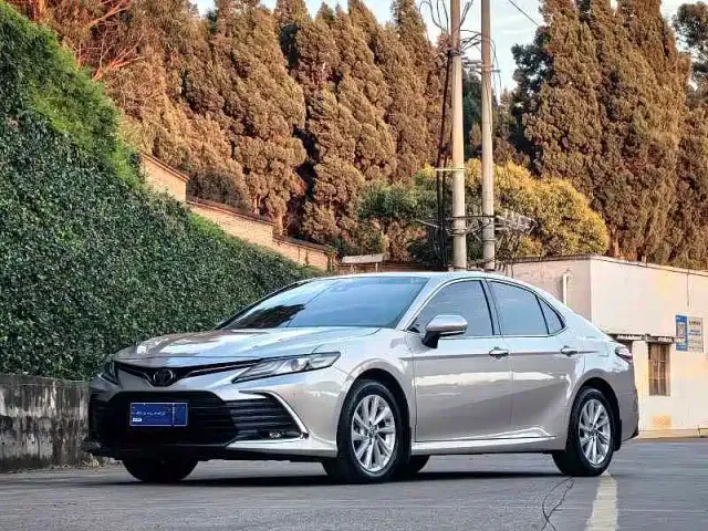 Фотография автомобиля — Toyota Camry