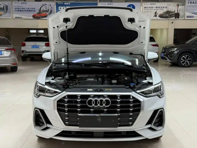 Audi Q3 — Фото автомобиля 7
