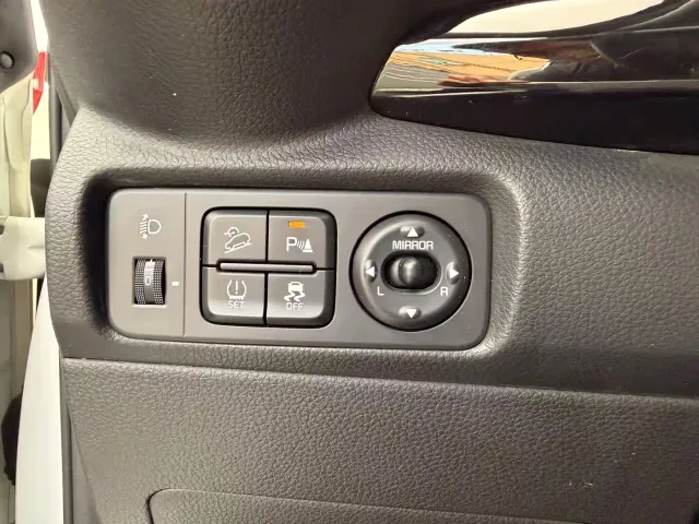 Kia KX1 — Фото автомобиля 7