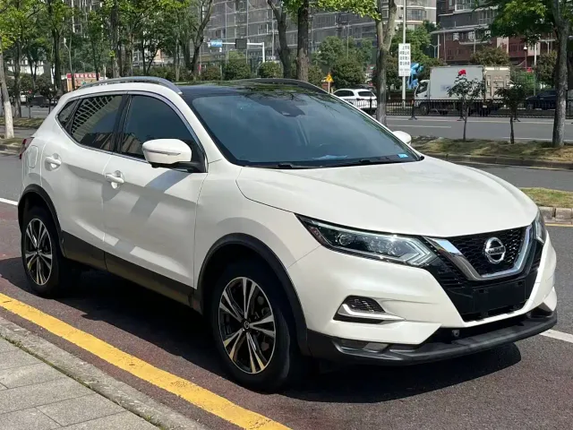 Nissan Qashqai — Фото автомобиля 3