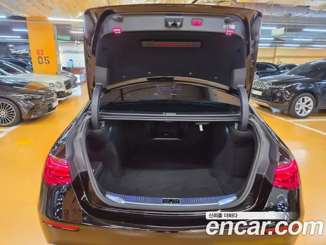Mercedes-Benz S-Class W223 — Фото автомобиля 19