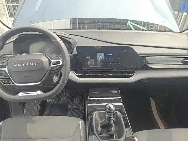 Wuling Motors Wuling Victory 2020 1.5T Manual Elite Edition — Фото автомобиля 12
