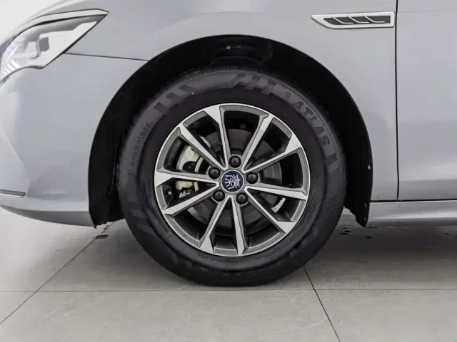 BYD Qin PLUS — Фото автомобиля 17