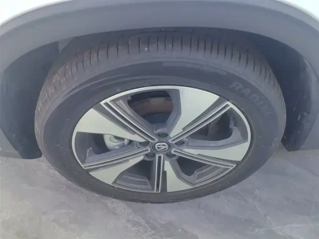 Changan X7 Plus — Фото автомобиля 22