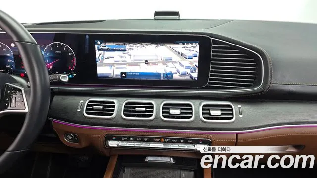 Mercedes-Benz GLE-Class — Фото автомобиля 13