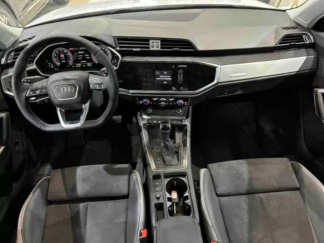 Audi Q3 — Фото автомобиля 7