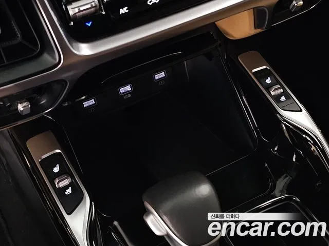 Kia Sorento Sorento 4-е поколение Дизель 2.2 2WD — Фото автомобиля 13