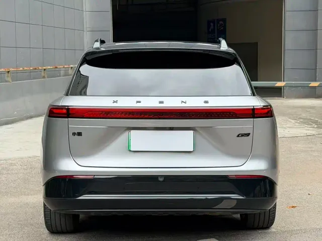 Xpeng G9 — Фото автомобиля 6