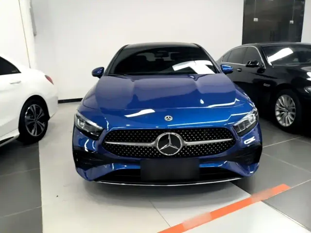 Mercedes-Benz A-Class — Фото автомобиля 2