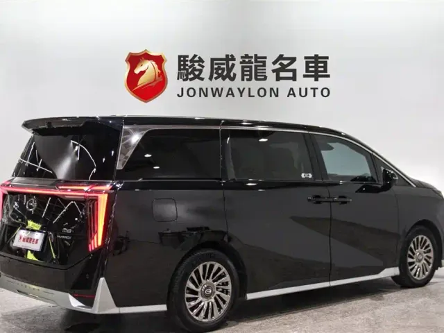 GAC Trumpchi M8 — Фото автомобиля 4