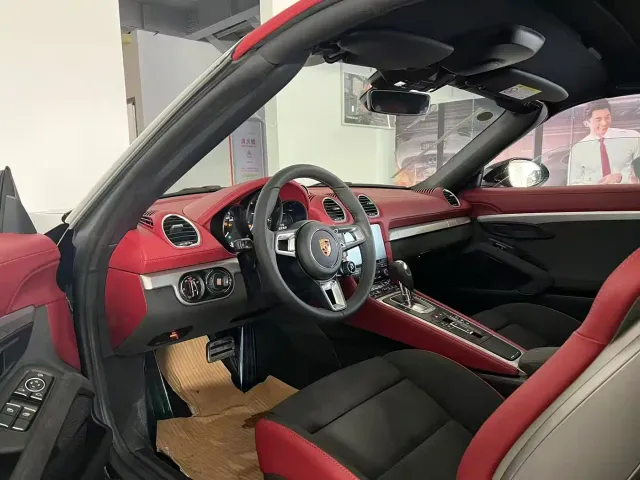 Porsche 718 — Фото автомобиля 5