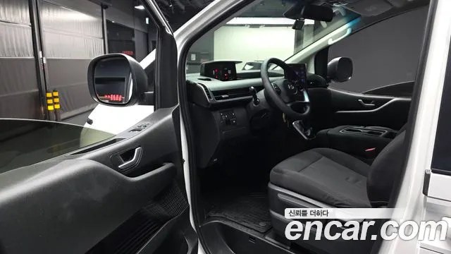 Hyundai Staria — Фото автомобиля 10