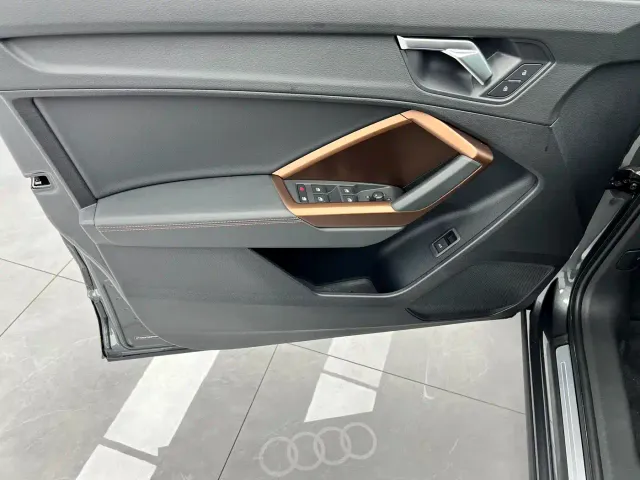 Audi Q3 — Фото автомобиля 18