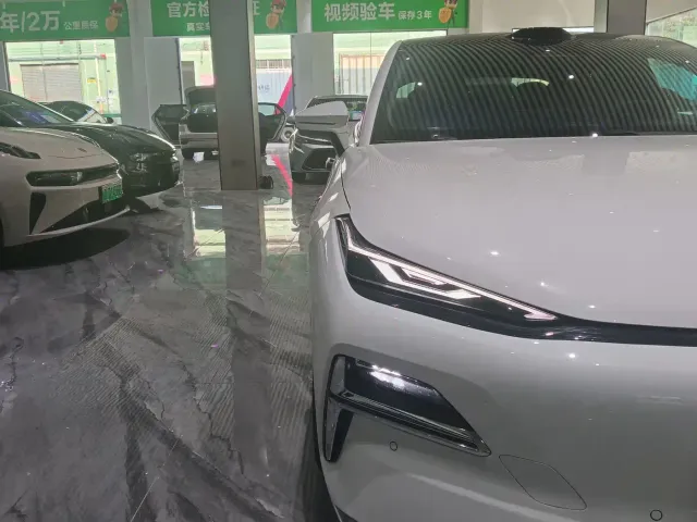 Geely Galaxy Xingyao 8 — Фото автомобиля 23