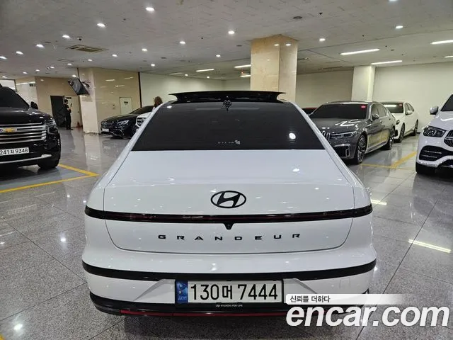 Hyundai Grandeur GN7 — Фото автомобиля 4