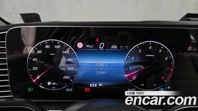 Mercedes-Benz GLE-Class — Фото автомобиля 7