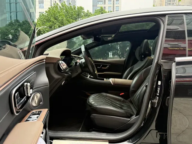 Mercedes-Benz EQS — Фото автомобиля 10