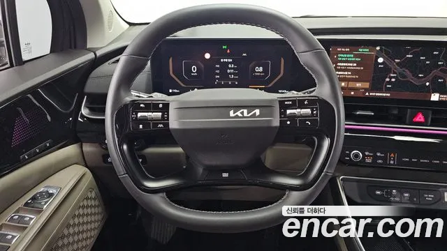 Kia Carnival Generation 4 — Фото автомобиля 13