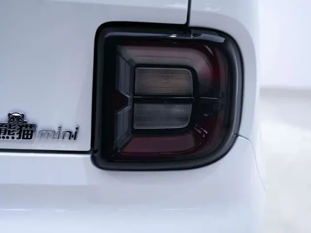 Geely Panda — Фото автомобиля 11