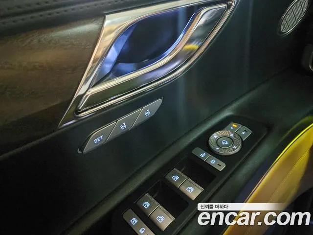 Genesis GV80 — Фото автомобиля 19