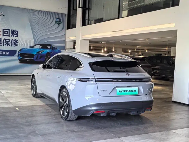 Nio ET5 Touring — Фото автомобиля 6