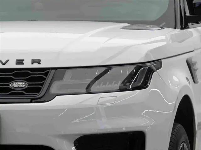 Land Rover Range Rover Sport — Фото автомобиля 3