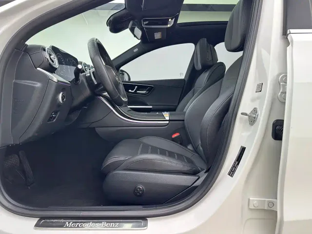 Mercedes-Benz C-Class — Фото автомобиля 5