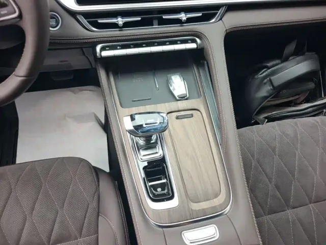 Geely Xingyue L — Фото автомобиля 13