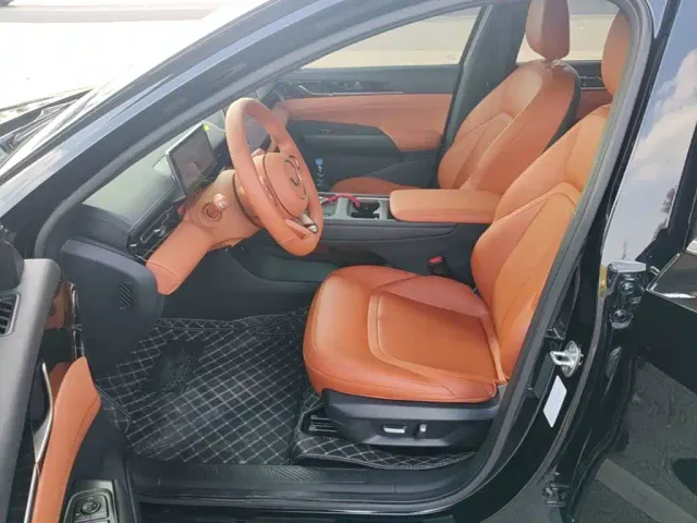 Wuling Starlight — Фото автомобиля 14