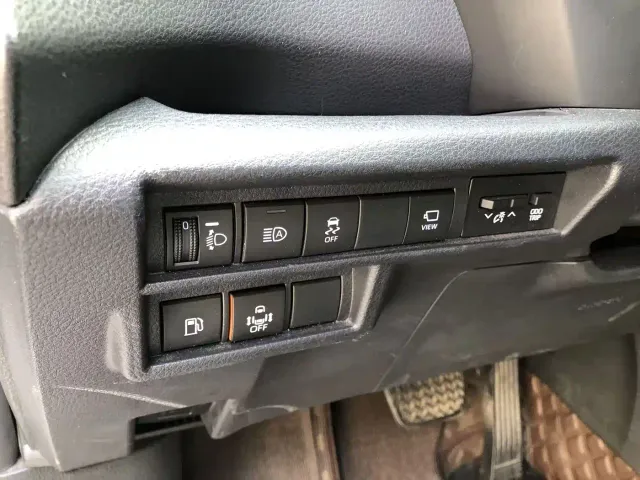 Toyota Granvia — Фото автомобиля 8