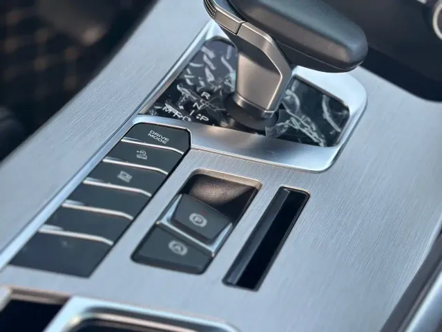 Geely Binyue — Фото автомобиля 20