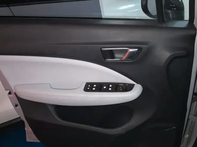 Leapmotor T03 — Фото автомобиля 7