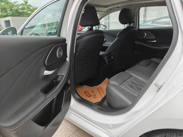 Chery Arrizo 8 — Фото автомобиля 6
