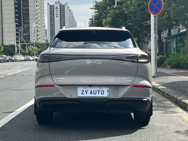 BYD Sealion 06 — Фото автомобиля 5