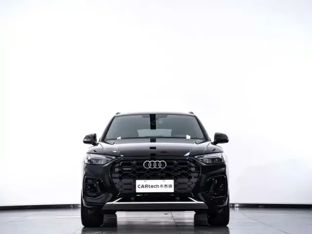 Audi Q5L — Фото автомобиля 4