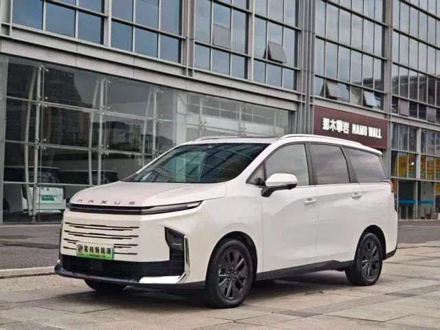 Фотография автомобиля — Maxus G50 PHEV